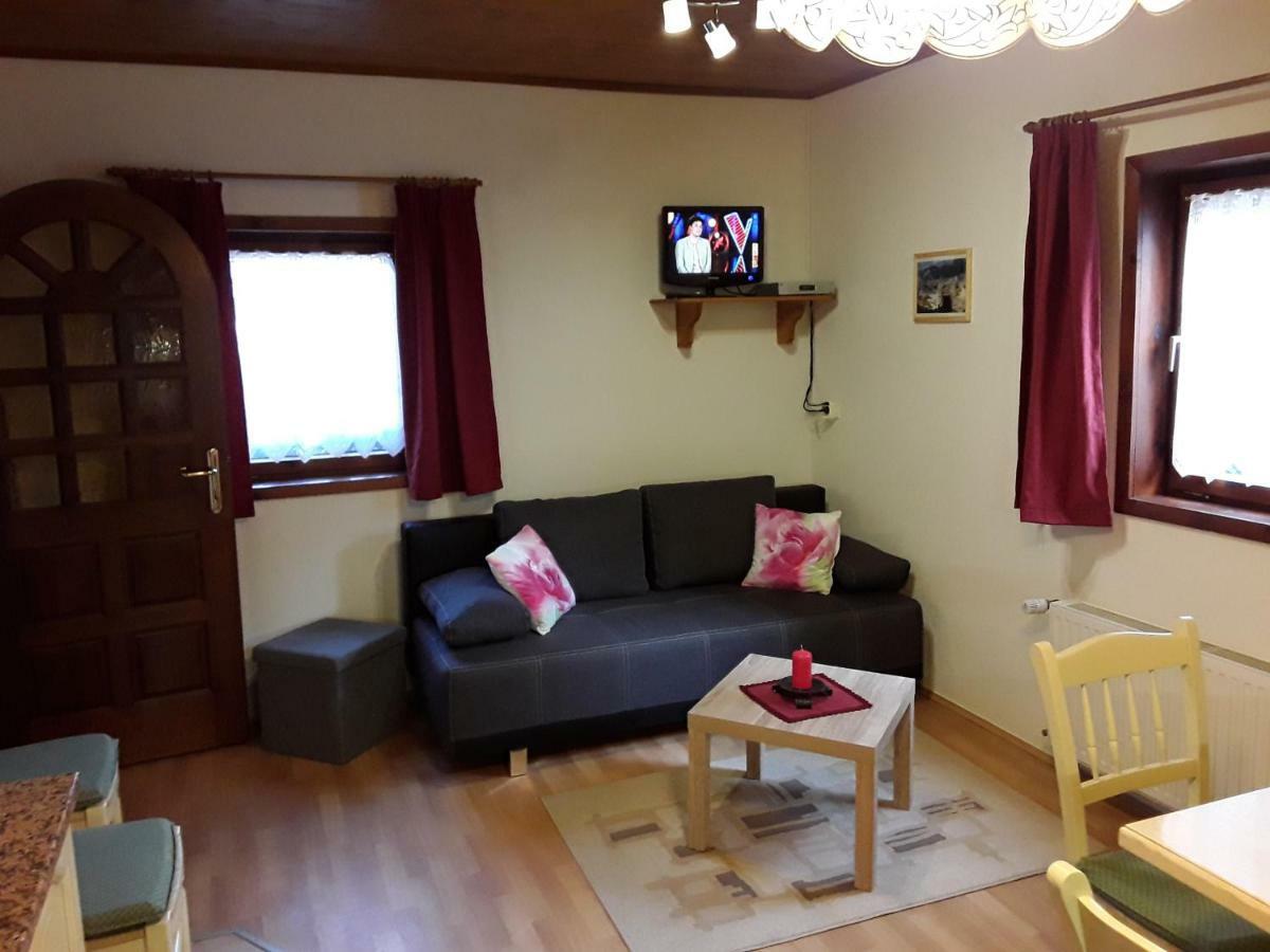 Ferienhaus Bionda Tröpolach Exteriör bild